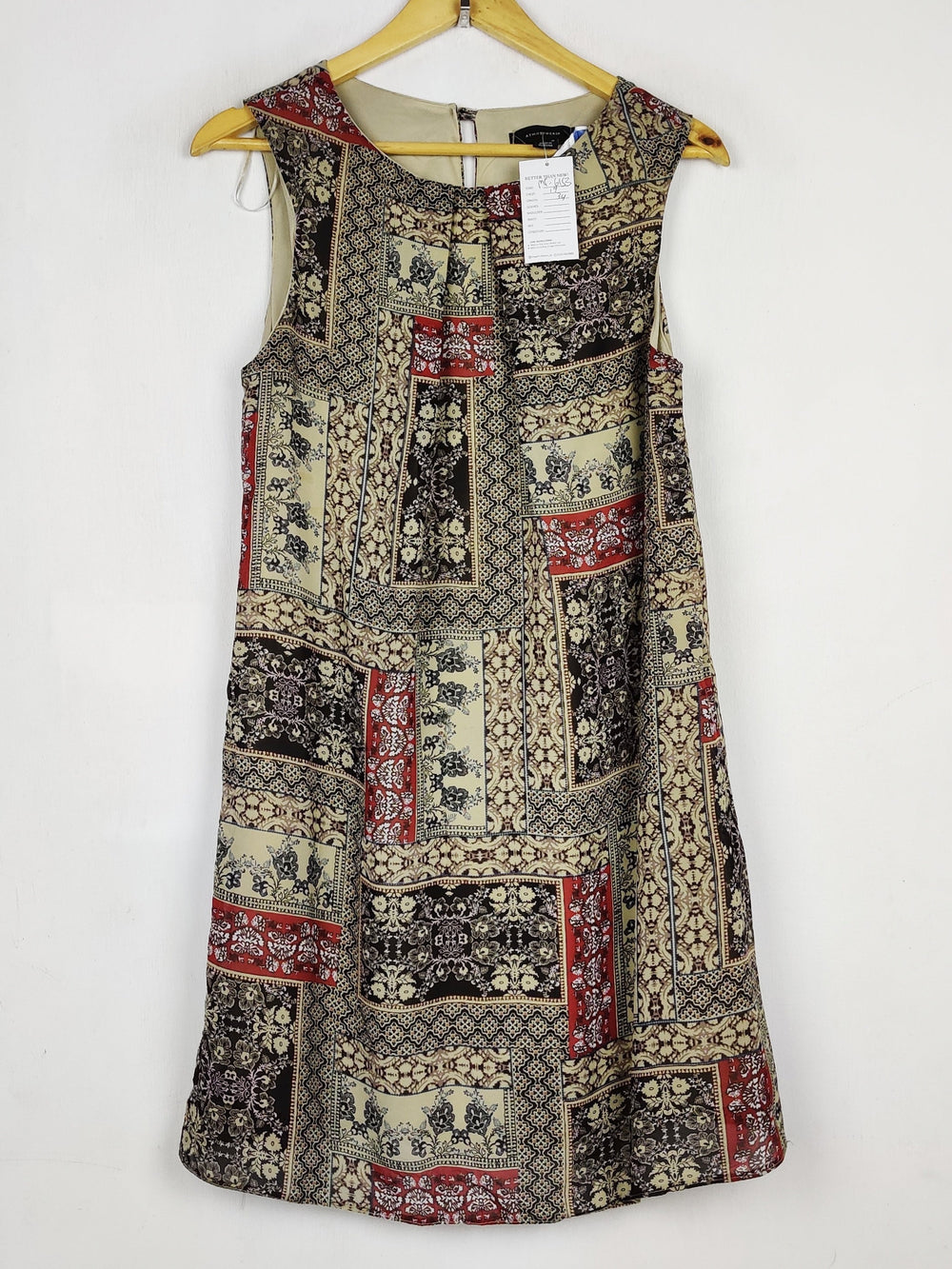 Buy online pre-used pre-loved 100% authentic & Original branded Atmosphere (MF-6153) available in Pakistan. Top international brands avilable.