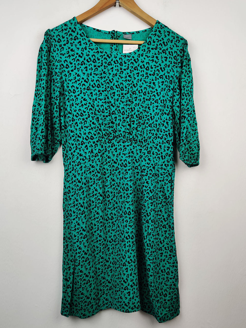 Buy online pre-used pre-loved 100% authentic & Original branded Next (MF-621) available in Pakistan. Top international brands avilable.