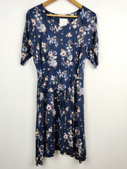 Buy online pre-used pre-loved 100% authentic & Original branded Fat Face (MF-626) available in Pakistan. Top international brands avilable.