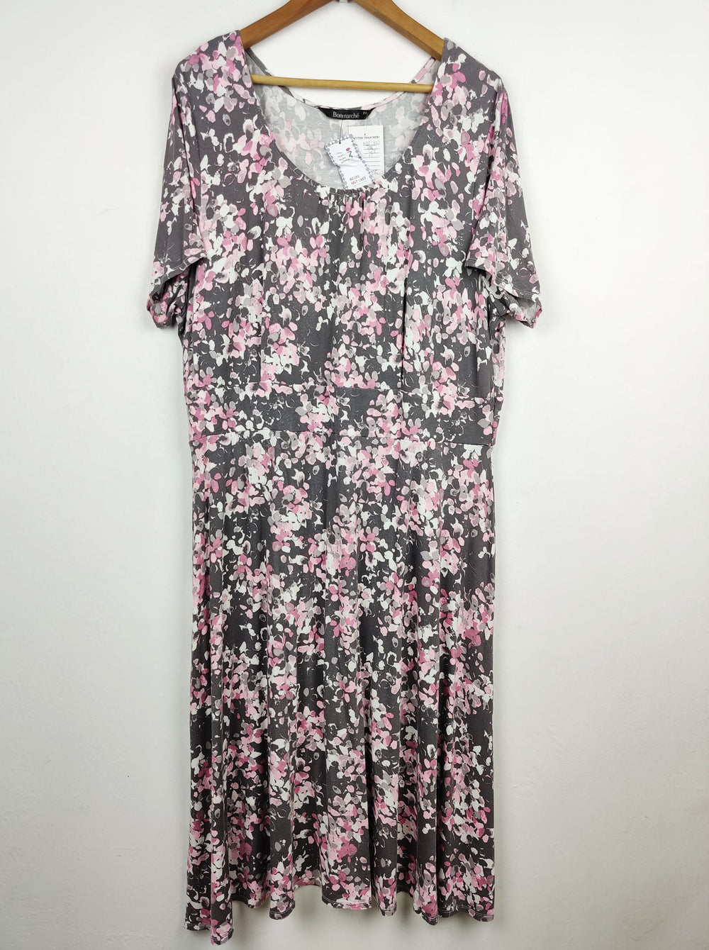 Buy online pre-used pre-loved 100% authentic & Original branded Bonmarche (MF-637) available in Pakistan. Top international brands avilable.