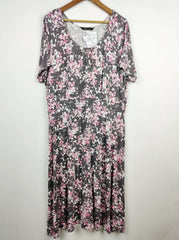 Buy online pre-used pre-loved 100% authentic & Original branded Bonmarche (MF-637) available in Pakistan. Top international brands avilable.