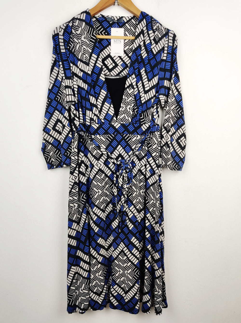 Buy online pre-used pre-loved 100% authentic & Original branded Bhs (MF-640) available in Pakistan. Top international brands avilable.