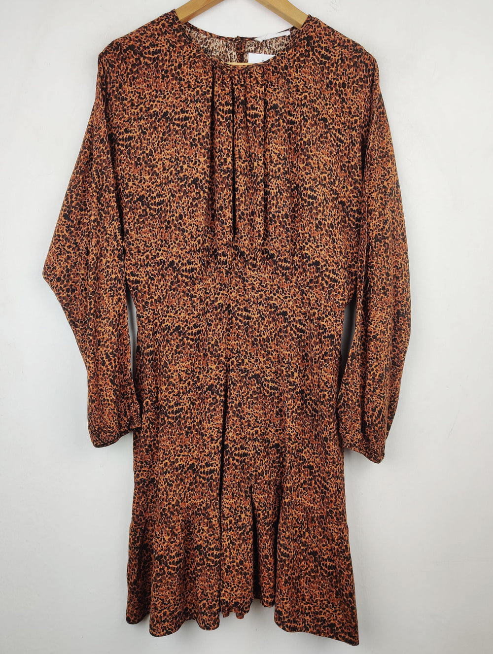 Buy online pre-used pre-loved 100% authentic & Original branded Primark (MF-66) available in Pakistan. Top international brands avilable.