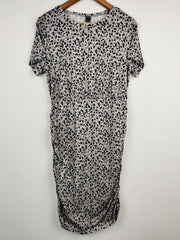 Buy online pre-used pre-loved 100% authentic & Original branded Shein (MF-680) available in Pakistan. Top international brands avilable.