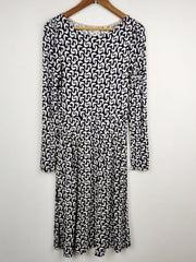 Buy online pre-used pre-loved 100% authentic & Original branded Boden (MF-682) available in Pakistan. Top international brands avilable.