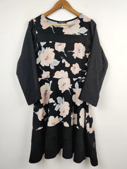 Buy online pre-used pre-loved 100% authentic & Original branded Cameo Rose (MF-799) available in Pakistan. Top international brands avilable.