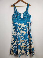 Buy online pre-used pre-loved 100% authentic & Original branded Monsoon (MF-827) available in Pakistan. Top international brands avilable.