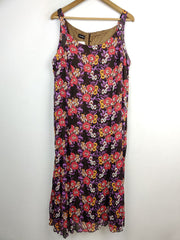 Buy online pre-used pre-loved 100% authentic & Original branded Gerry Weber (MF-879) available in Pakistan. Top international brands avilable.