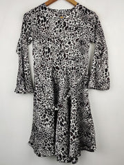 Buy online pre-used pre-loved 100% authentic & Original branded Unknown Brand (MF-87) available in Pakistan. Top international brands avilable.