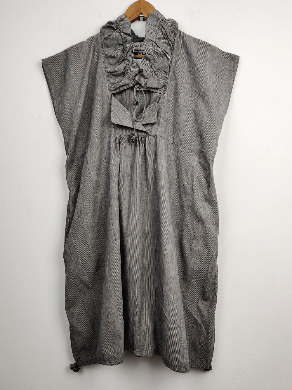 Buy online pre-used pre-loved 100% authentic & Original branded The Masai (MF-904) available in Pakistan. Top international brands avilable.