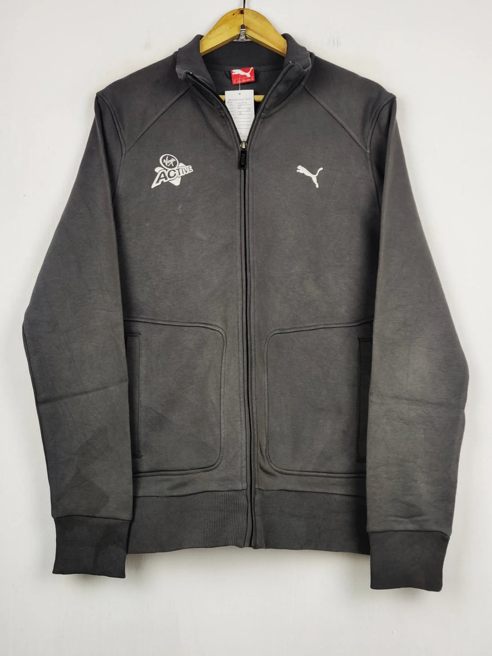 Buy online pre-used pre-loved 100% authentic & Original branded P.U.M.A (MH-1034) available in Pakistan. Top international brands avilable.