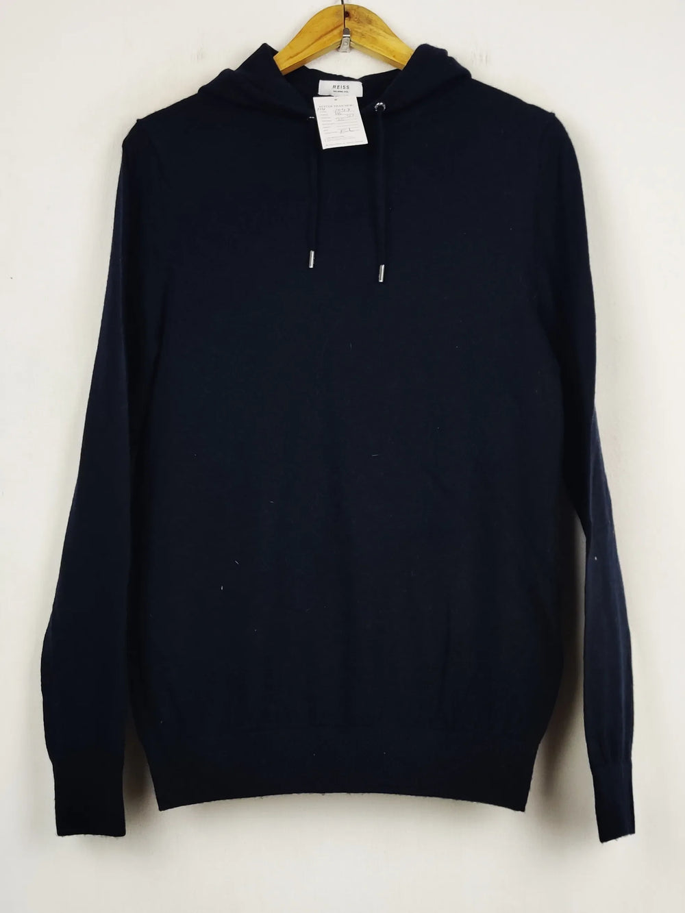 Buy online pre-used pre-loved 100% authentic & Original branded Reiss (MH-1047) available in Pakistan. Top international brands avilable.