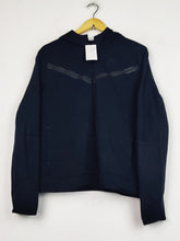 Nike (MH-1245)