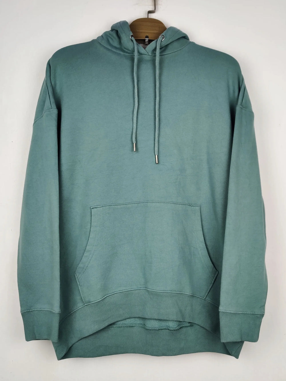 Buy online pre-used pre-loved 100% authentic & Original branded Very (MH-136) available in Pakistan. Top international brands avilable.