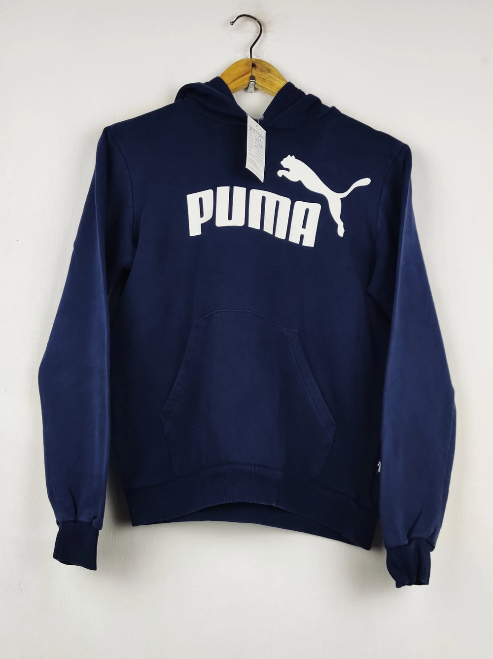 Buy online pre-used pre-loved 100% authentic & Original branded P.U.M.A (MH-13) available in Pakistan. Top international brands avilable.