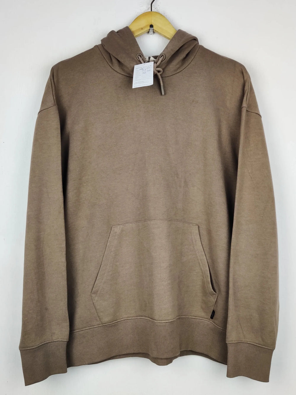 Buy online pre-used pre-loved 100% authentic & Original branded Unknown Brand (MH-142) available in Pakistan. Top international brands avilable.
