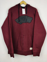 Buy online pre-used pre-loved 100% authentic & Original branded Vans (MH-161) available in Pakistan. Top international brands avilable.