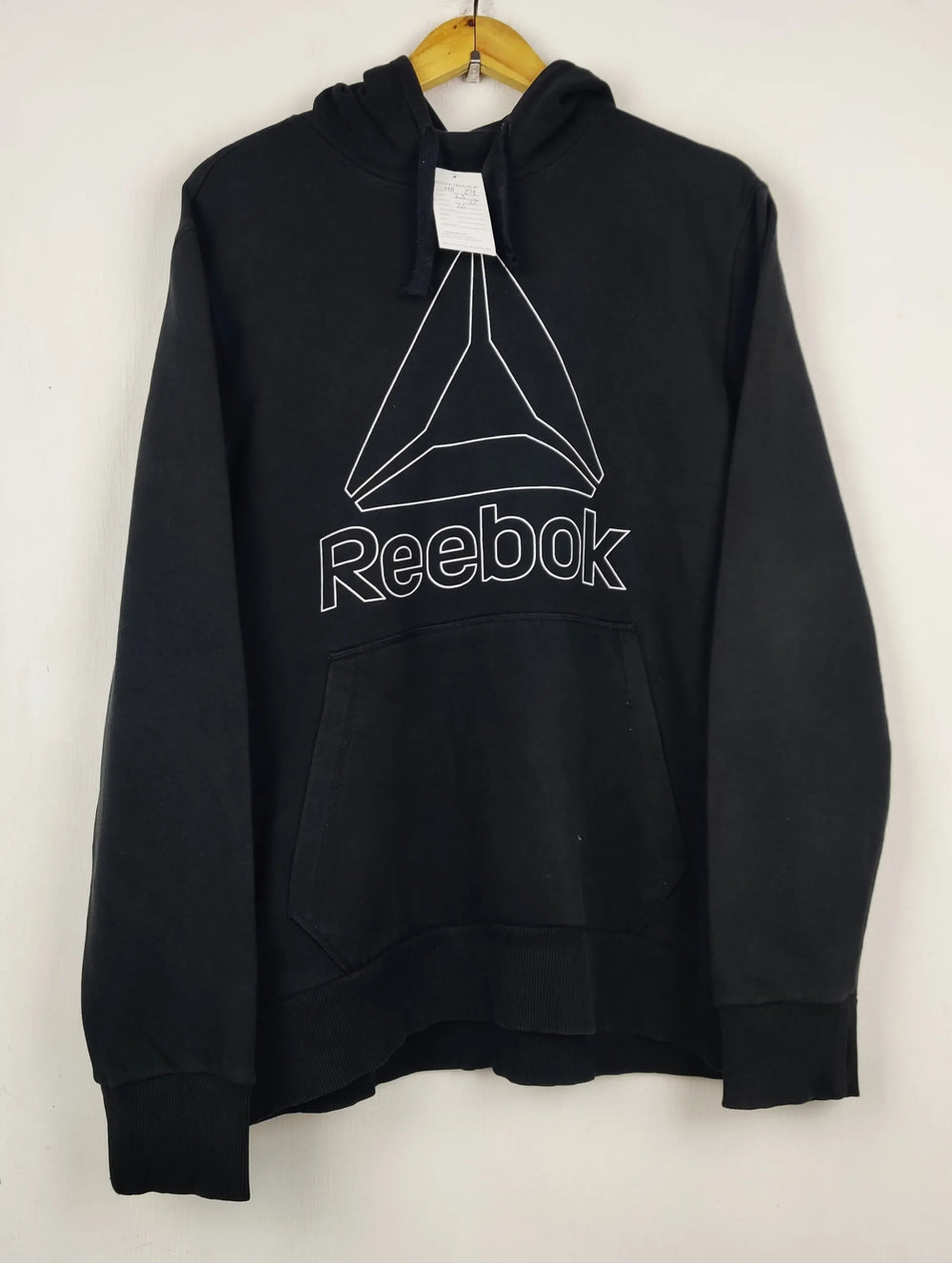 Buy online pre-used pre-loved 100% authentic & Original branded R.E.E.B.O.K (MH-24) available in Pakistan. Top international brands avilable.