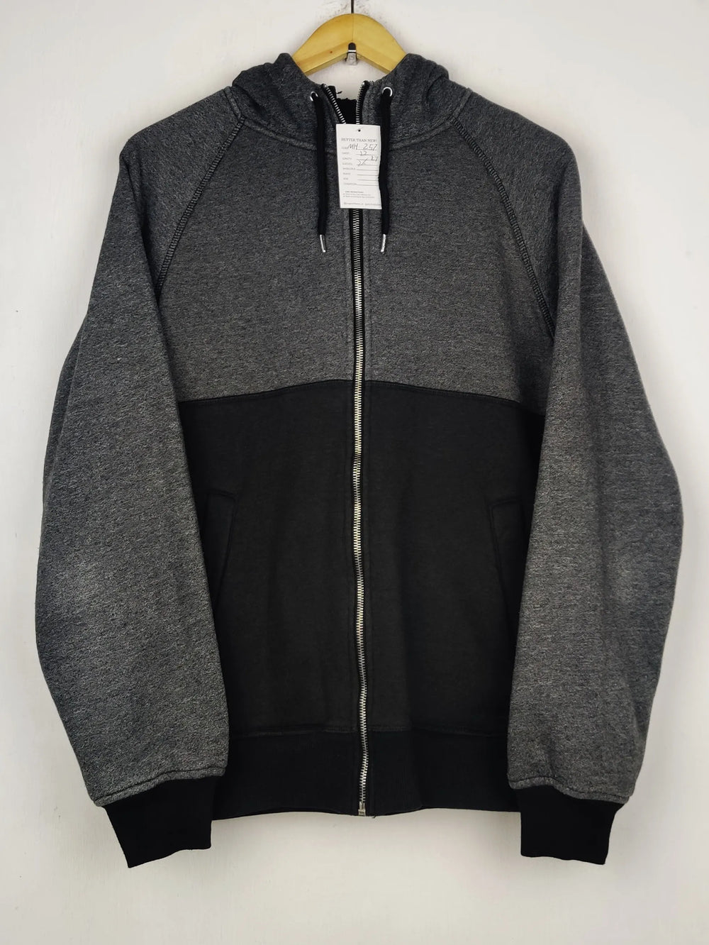 Buy online pre-used pre-loved 100% authentic & Original branded Primark (MH-257) available in Pakistan. Top international brands avilable.