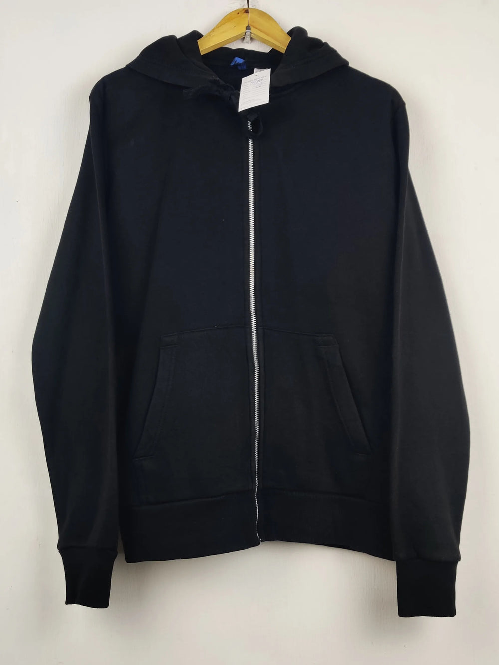 Buy online pre-used pre-loved 100% authentic & Original branded H&M (MH-294) available in Pakistan. Top international brands avilable.