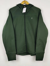 Buy online pre-used pre-loved 100% authentic & Original branded Cross Sportswear (MH-30) available in Pakistan. Top international brands avilable.