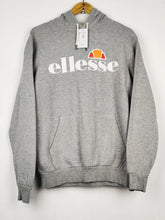 Buy online pre-used pre-loved 100% authentic & Original branded Ellesse (MH-572) available in Pakistan. Top international brands avilable.