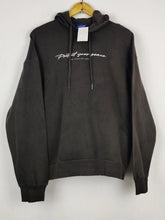 Buy online pre-used pre-loved 100% authentic & Original branded Jack & Jones (MH-730) available in Pakistan. Top international brands avilable.