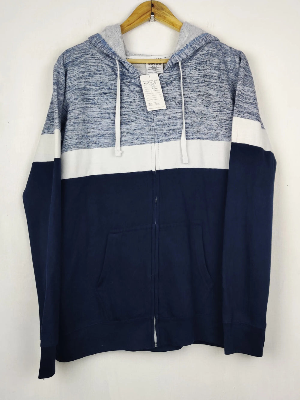 Buy online pre-used pre-loved 100% authentic & Original branded Exist (MH-916) available in Pakistan. Top international brands avilable.