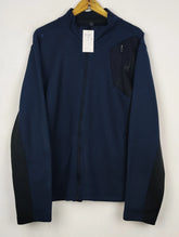 Buy online pre-used pre-loved 100% authentic & Original branded Unknown Brand' (MH-931) available in Pakistan. Top international brands avilable.
