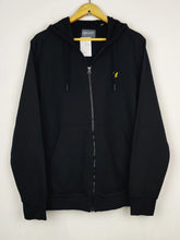 Buy online pre-used pre-loved 100% authentic & Original branded Lyle & Scott (MH-964) available in Pakistan. Top international brands avilable.