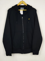 Buy online pre-used pre-loved 100% authentic & Original branded Lyle & Scott (MH-964) available in Pakistan. Top international brands avilable.