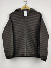 Buy online pre-used pre-loved 100% authentic & Original branded Unknown Brand (MJ-11) available in Pakistan. Top international brands avilable.