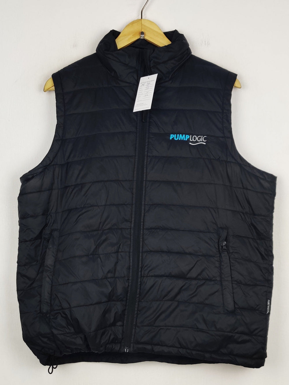 Buy online pre-used pre-loved 100% authentic & Original branded Portwest (MJ-144) available in Pakistan. Top international brands avilable.