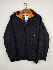 Buy online pre-used pre-loved 100% authentic & Original branded Trespass (MJ-182) available in Pakistan. Top international brands avilable.