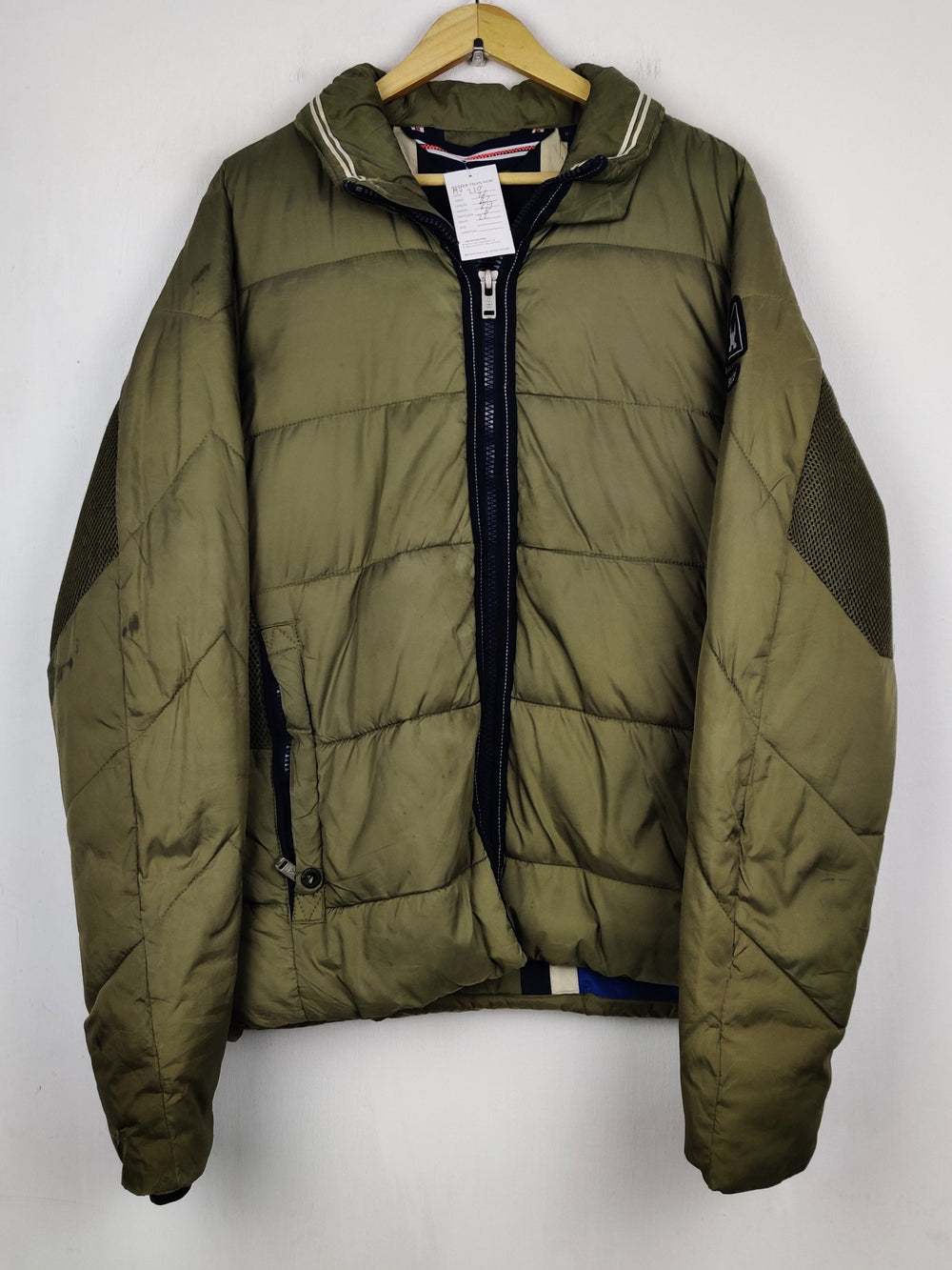 Buy online pre-used pre-loved 100% authentic & Original branded Gaastra (MJ-210) available in Pakistan. Top international brands avilable.