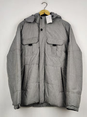 Buy online pre-used pre-loved 100% authentic & Original branded Jack & Jones (MJ-25) available in Pakistan. Top international brands avilable.