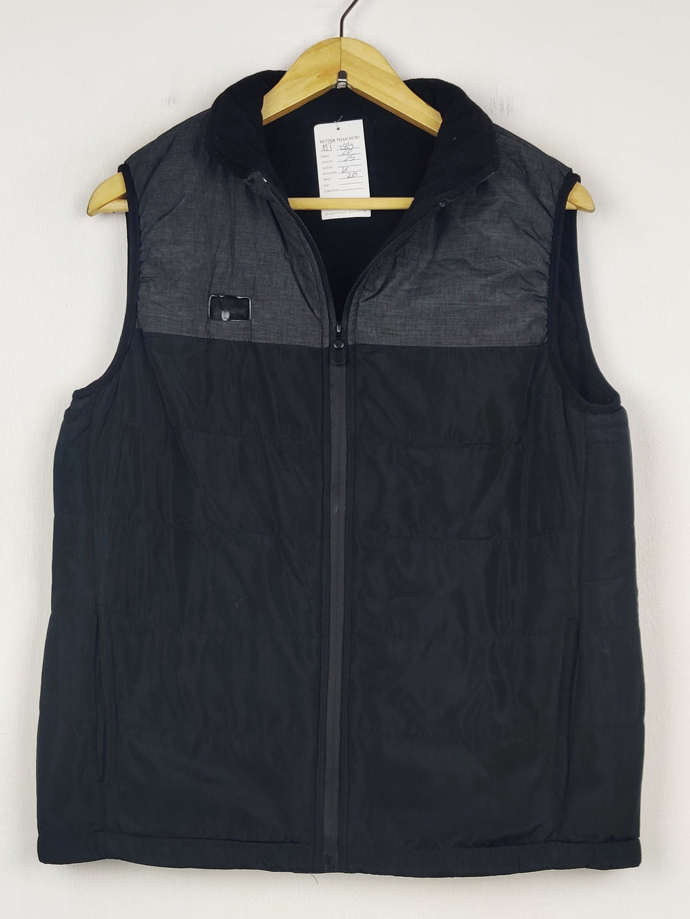 Buy online pre-used pre-loved 100% authentic & Original branded Unknown Brand (MJ-284) available in Pakistan. Top international brands avilable.