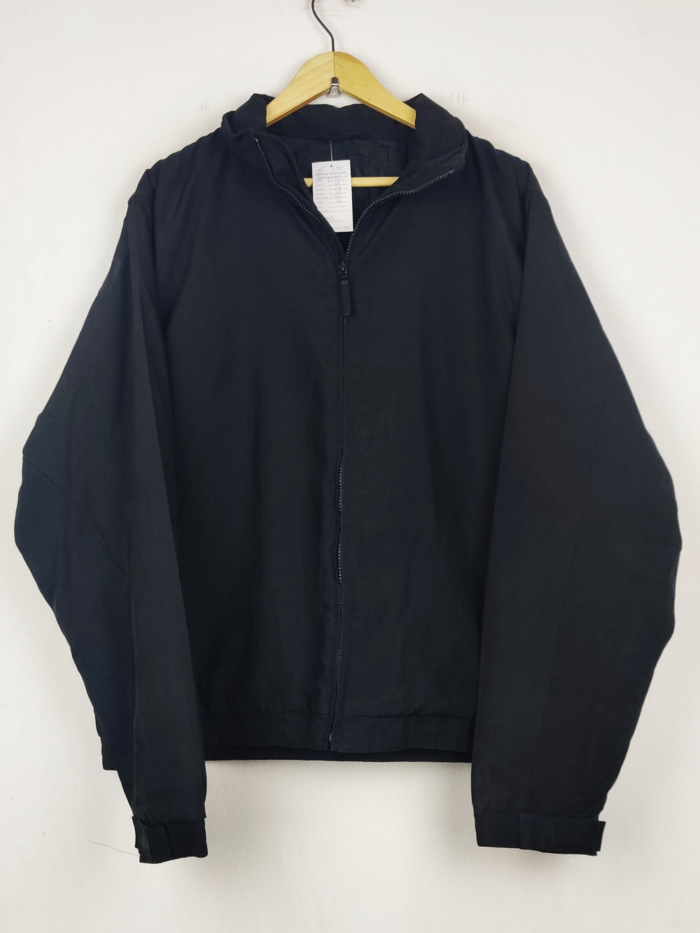 Buy online pre-used pre-loved 100% authentic & Original branded Unknown Brand (MJ-294) available in Pakistan. Top international brands avilable.
