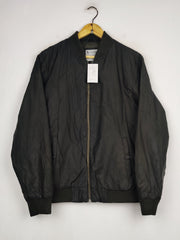 Buy online pre-used pre-loved 100% authentic & Original branded Tu (MJ-375) available in Pakistan. Top international brands avilable.