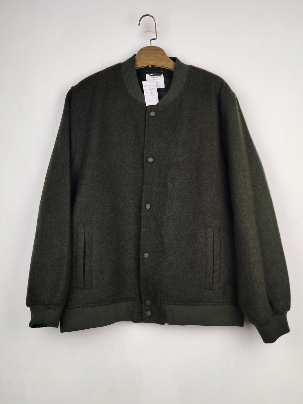 Buy online pre-used pre-loved 100% authentic & Original branded Primark (MJ-401) available in Pakistan. Top international brands avilable.
