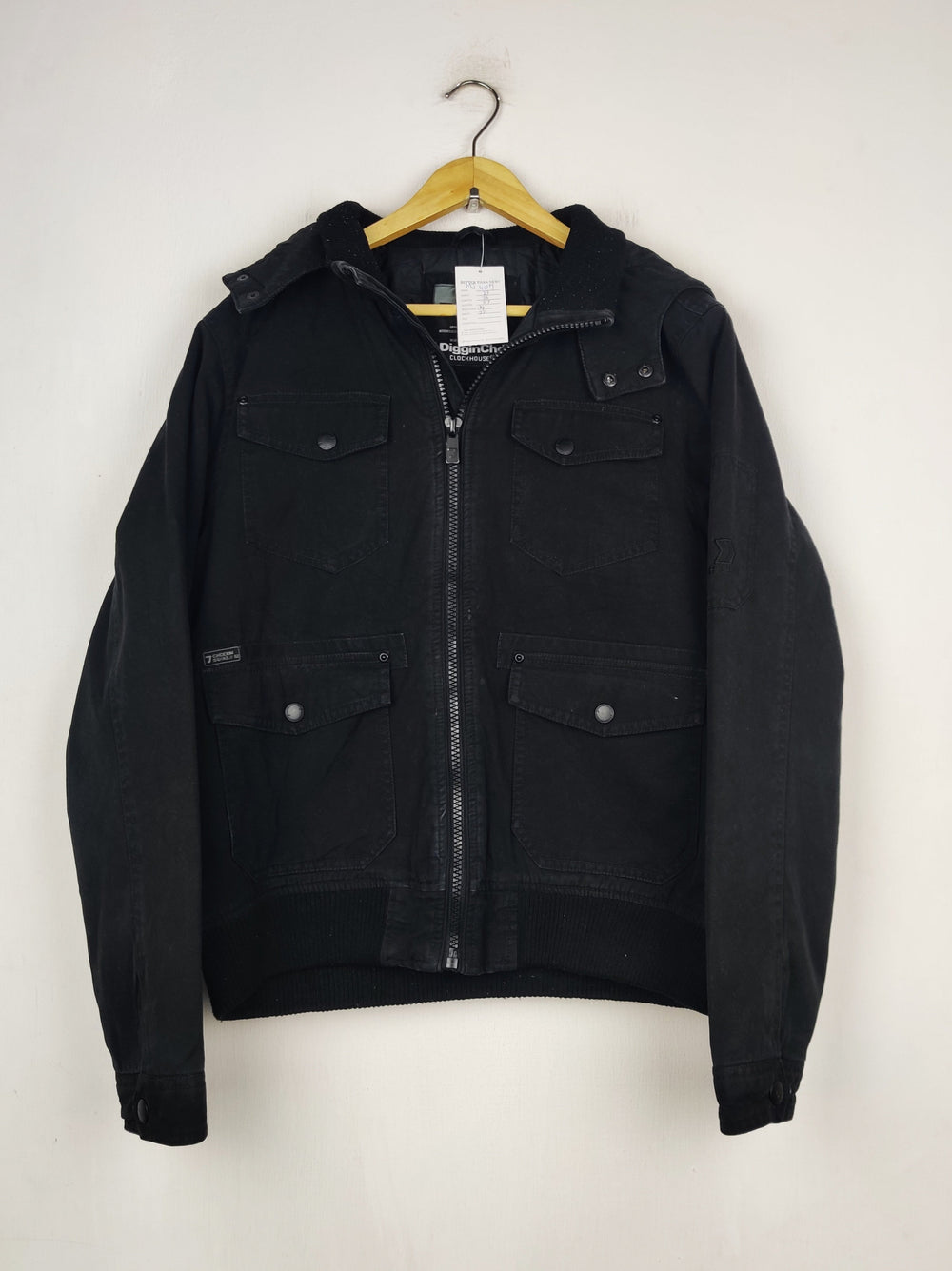 Buy online pre-used pre-loved 100% authentic & Original branded Diggin Chd (MJ-407) available in Pakistan. Top international brands avilable.