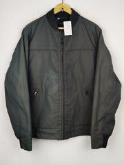 Buy online pre-used pre-loved 100% authentic & Original branded Jeff Banks (MJ-434) available in Pakistan. Top international brands avilable.