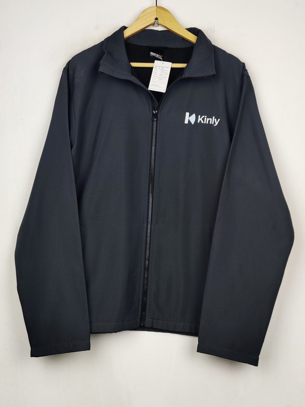 Buy online pre-used pre-loved 100% authentic & Original branded Regatta (MJ-457) available in Pakistan. Top international brands avilable.