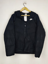 Buy online pre-used pre-loved 100% authentic & Original branded N.I.K.E (MJ-469) available in Pakistan. Top international brands avilable.