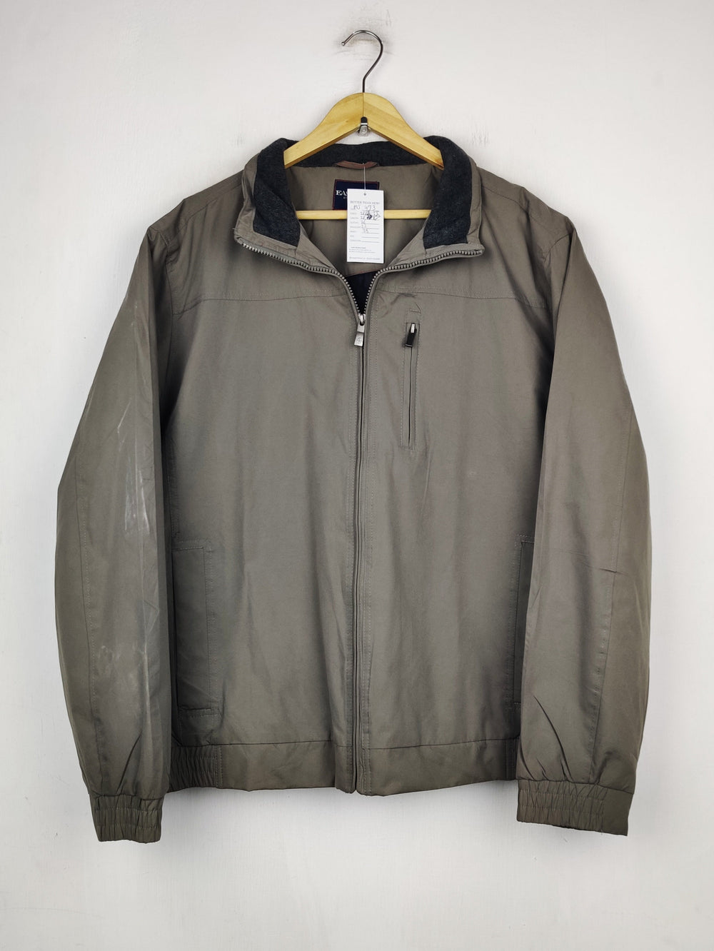 Buy online pre-used pre-loved 100% authentic & Original branded Easy (MJ-473) available in Pakistan. Top international brands avilable.