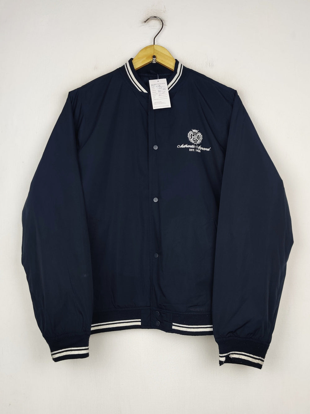 Buy online pre-used pre-loved 100% authentic & Original branded Unknown Brand (MJ-475) available in Pakistan. Top international brands avilable.