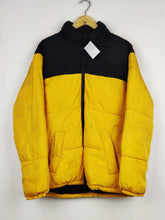 Buy online pre-used pre-loved 100% authentic & Original branded H&M (MJ-59) available in Pakistan. Top international brands avilable.