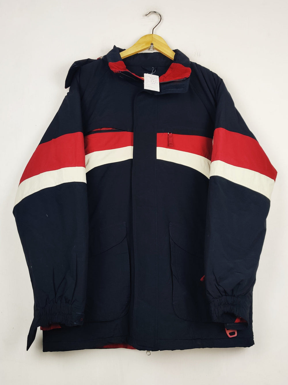 Buy online pre-used pre-loved 100% authentic & Original branded Active Performance (MJ-67) available in Pakistan. Top international brands avilable.