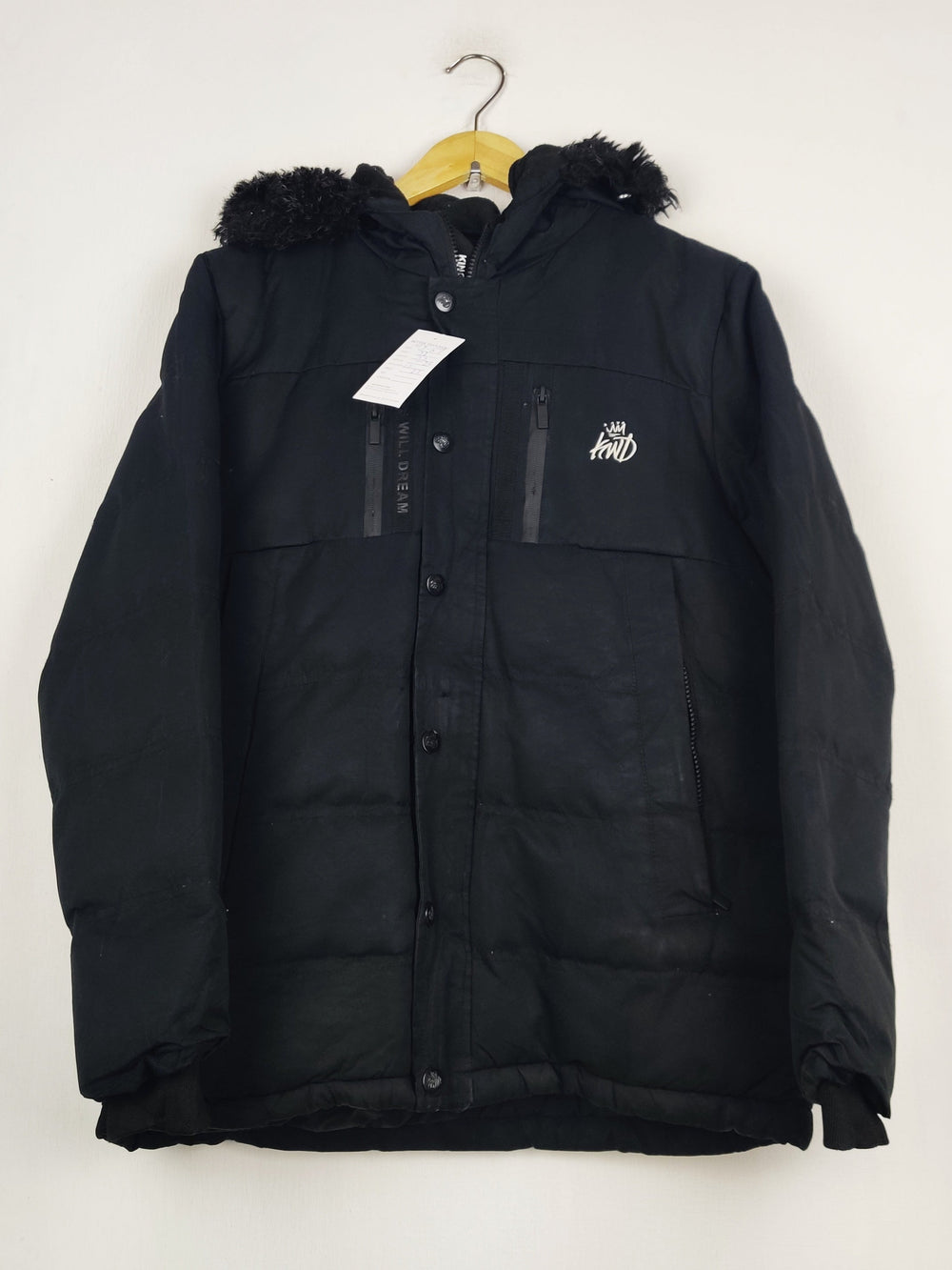 Buy online pre-used pre-loved 100% authentic & Original branded Kings Will Dream (MJ-69) available in Pakistan. Top international brands avilable.