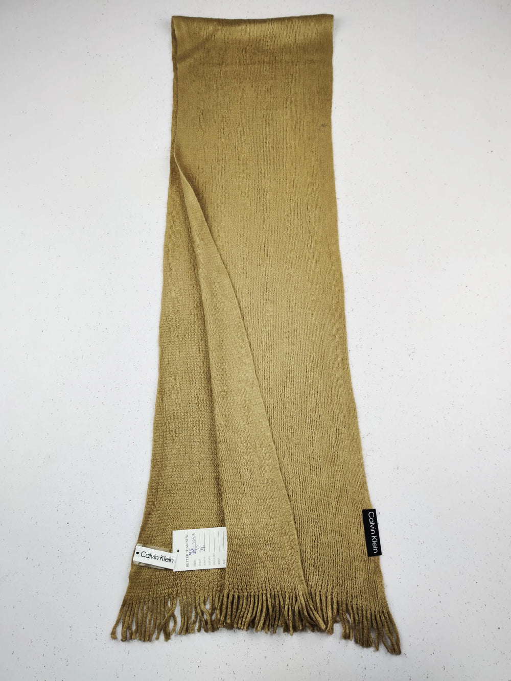 Buy online pre-used pre-loved 100% authentic & Original branded C.A.L.V.I.N K.L.E.I.N (MS-1058) available in Pakistan. Top international brands avilable.